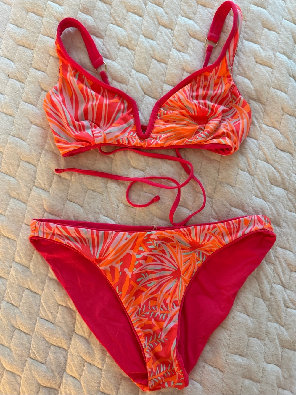 Reversible Coral Crush Victoria V Wire Bikini Set